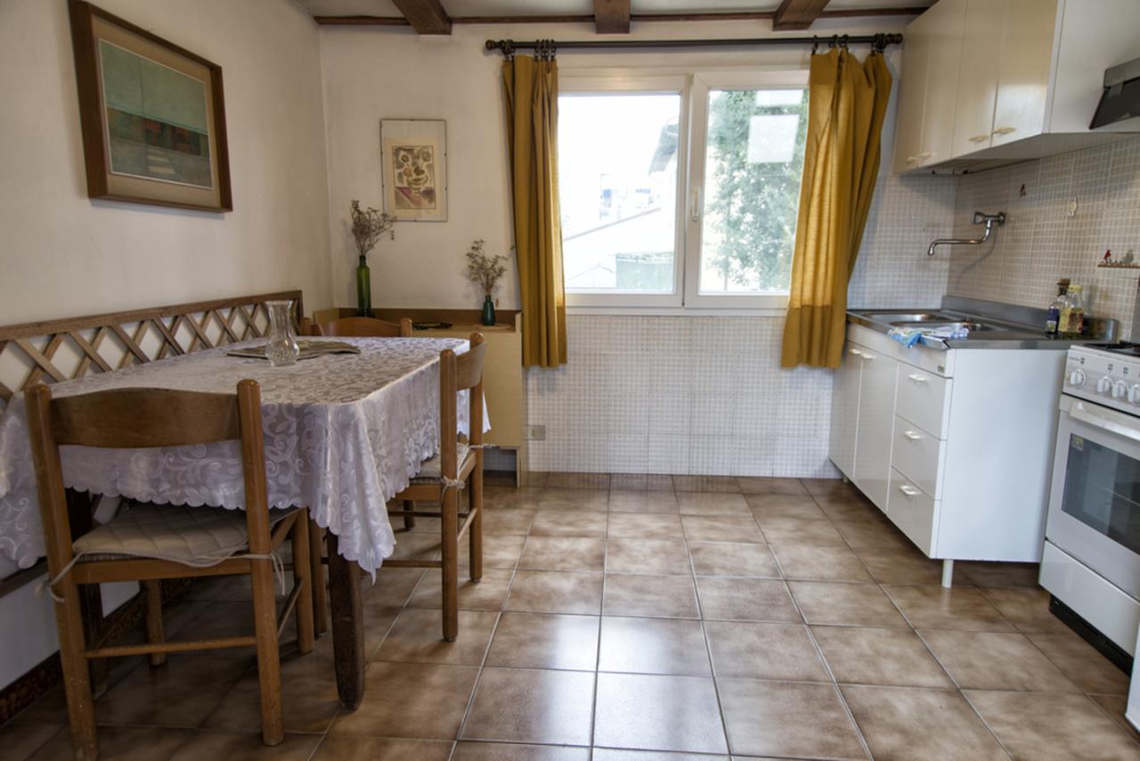 Casa Furrer Aparthotel Tirrenia Buitenkant foto